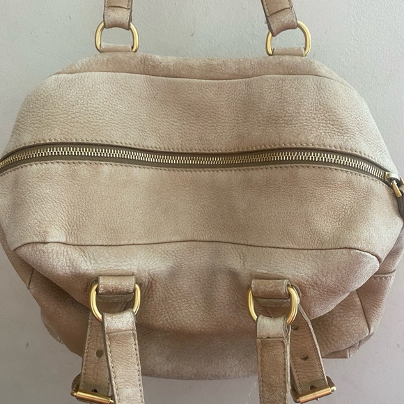 Prada leather bag! - Picture 9 of 14